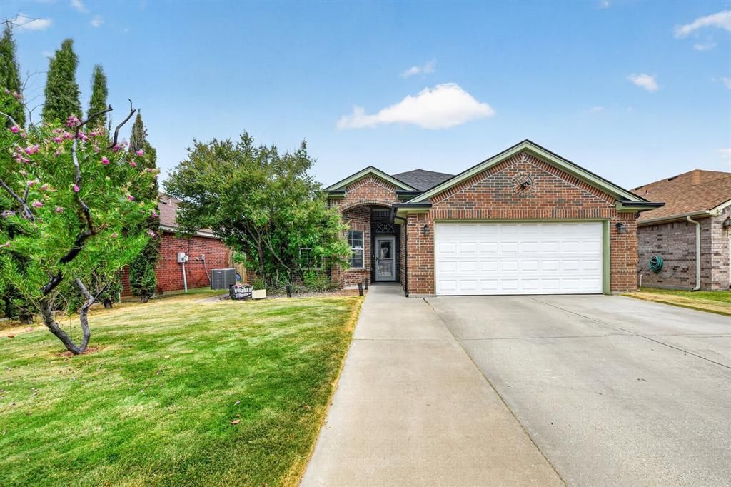 9228 Jason Drive, White Settlement