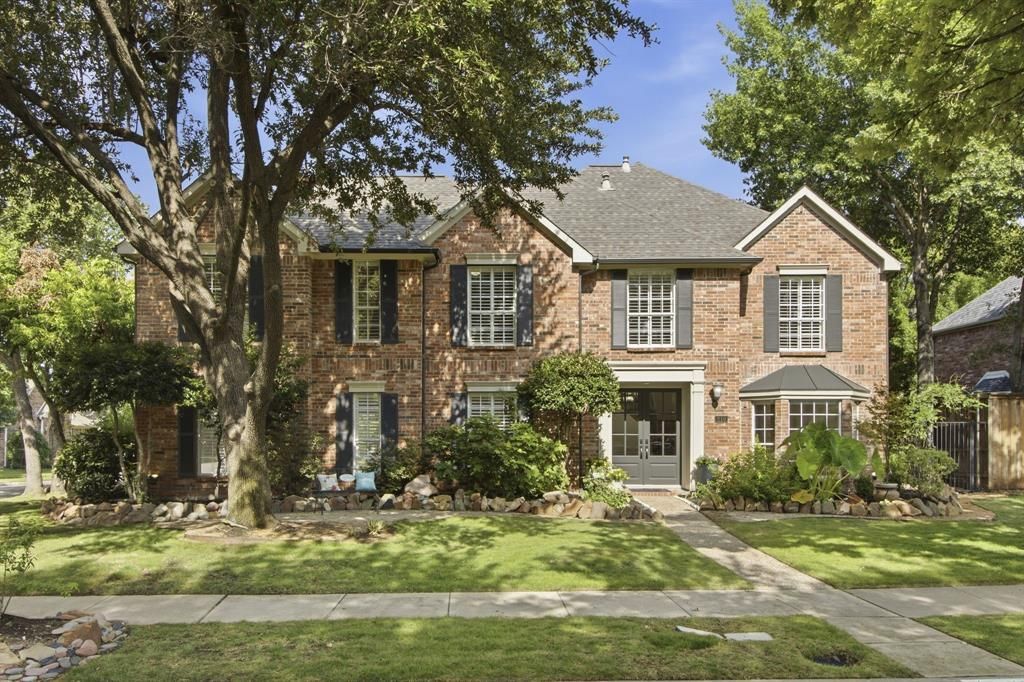 210 Chinaberry Way, Coppell