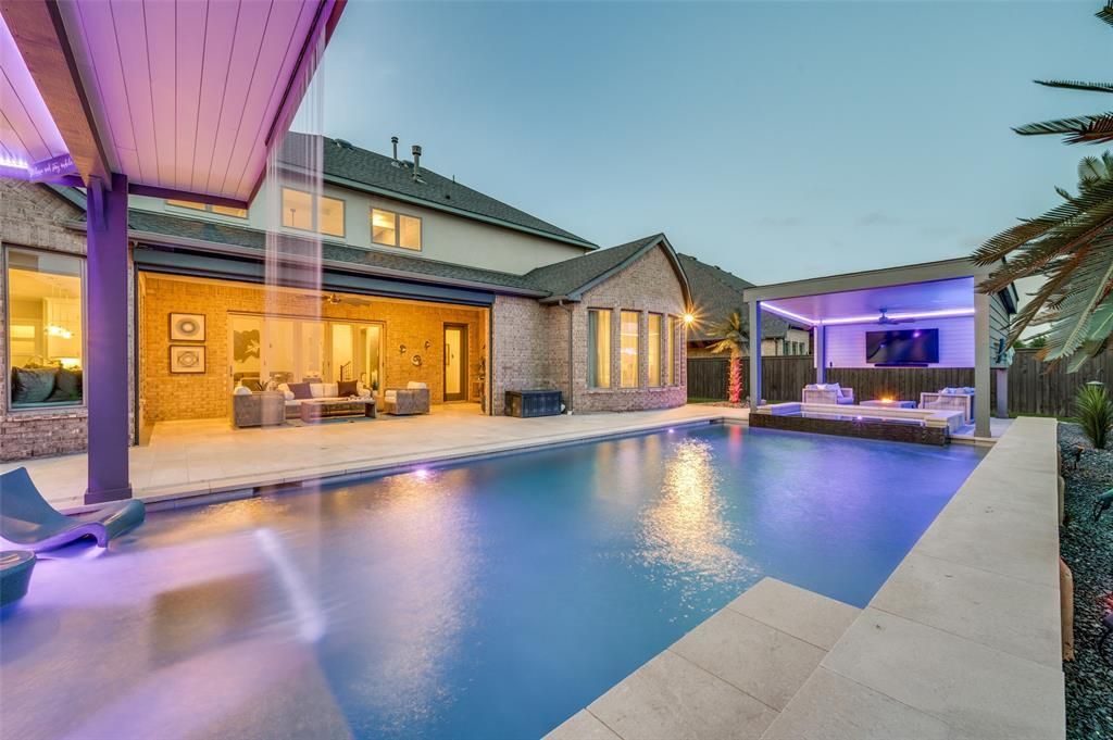 2001 Harvard Avenue, Prosper