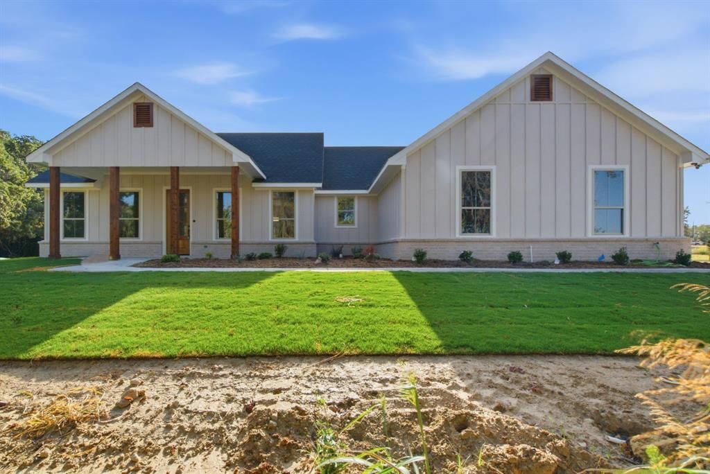 209 Waterford, Weatherford