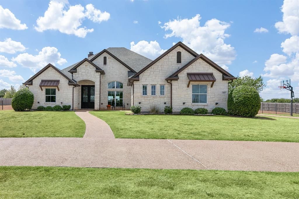 202 Camino Del Rancho, Lorena