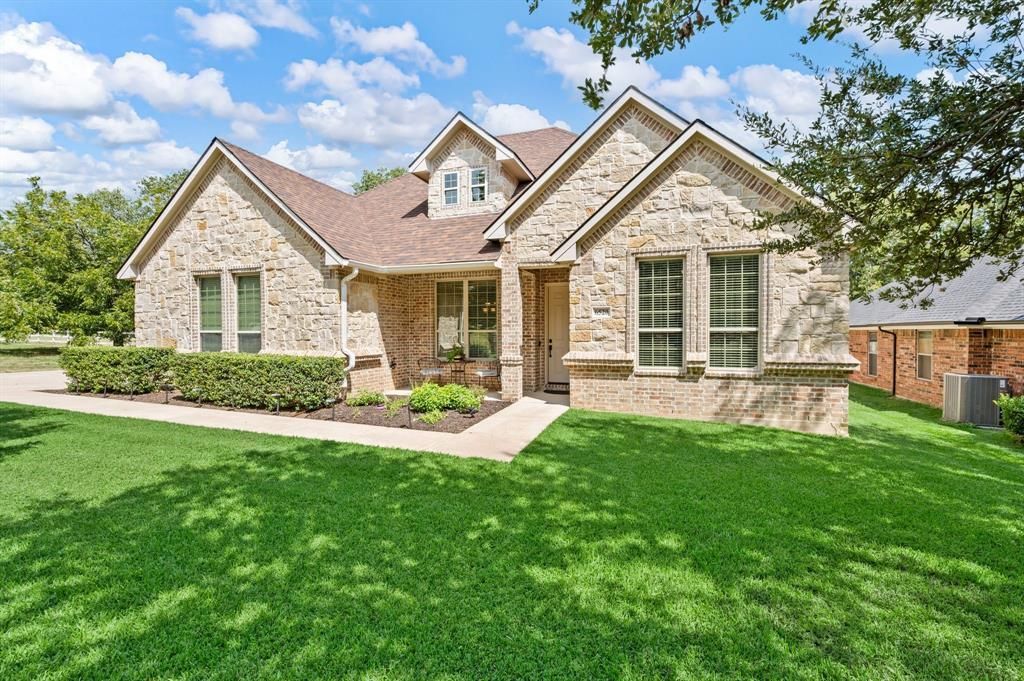 6520 Valleyview Drive, North Richland Hills