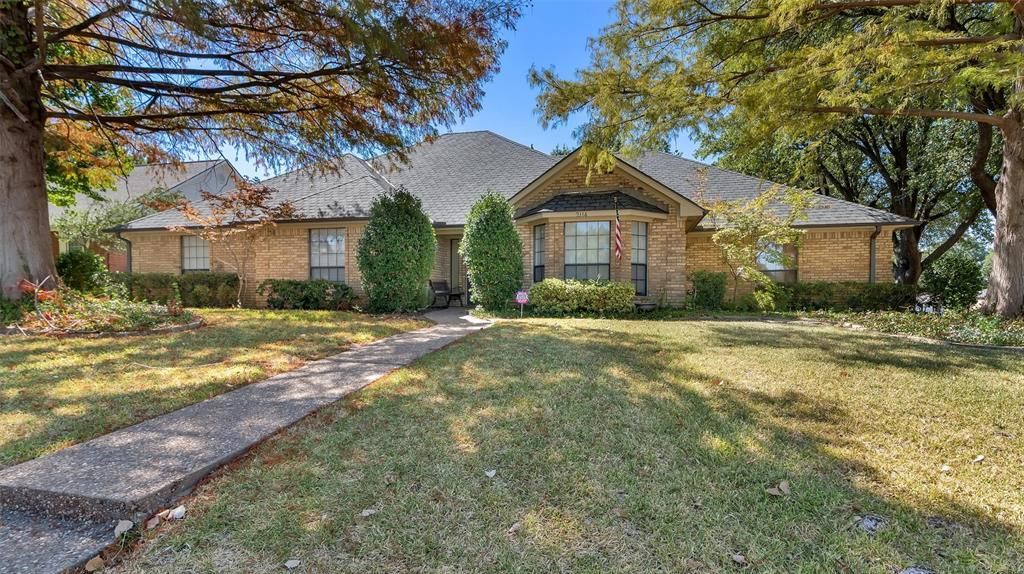 2114 Meadows Circle, Sherman