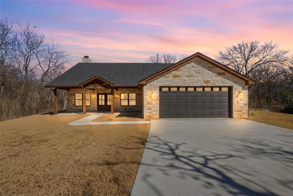 1698 Rogers Hill Road, Waco