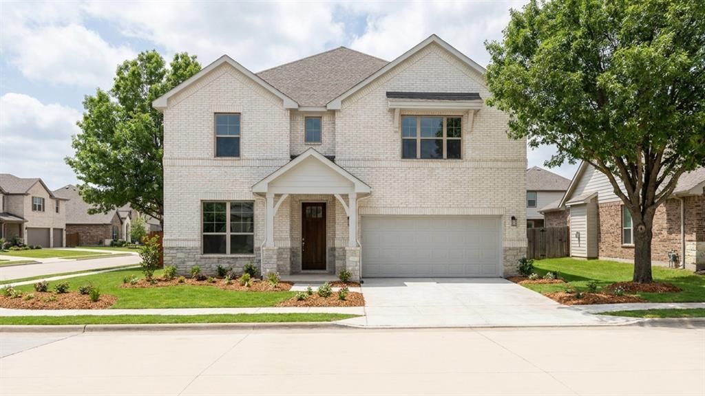 758 Embrace Court, Lavon