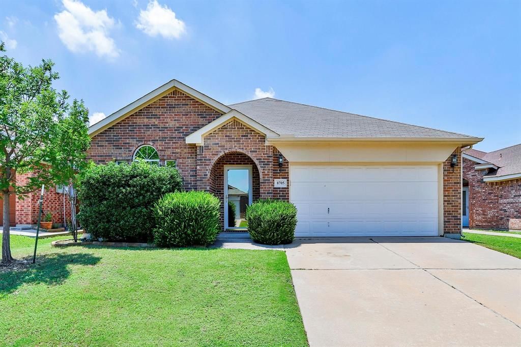 8705 Sumter Way, Fort Worth