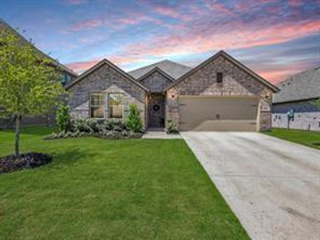 13141 Yellowstone Way, Providence Village