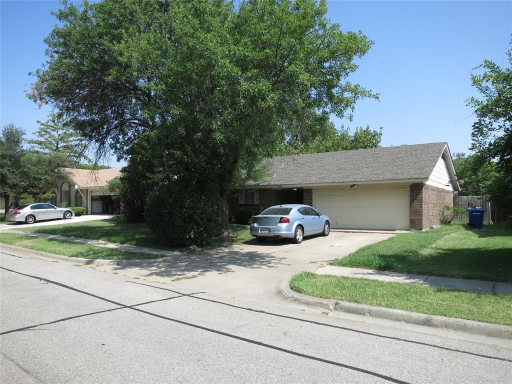 2029 Shenandoah, Carrollton