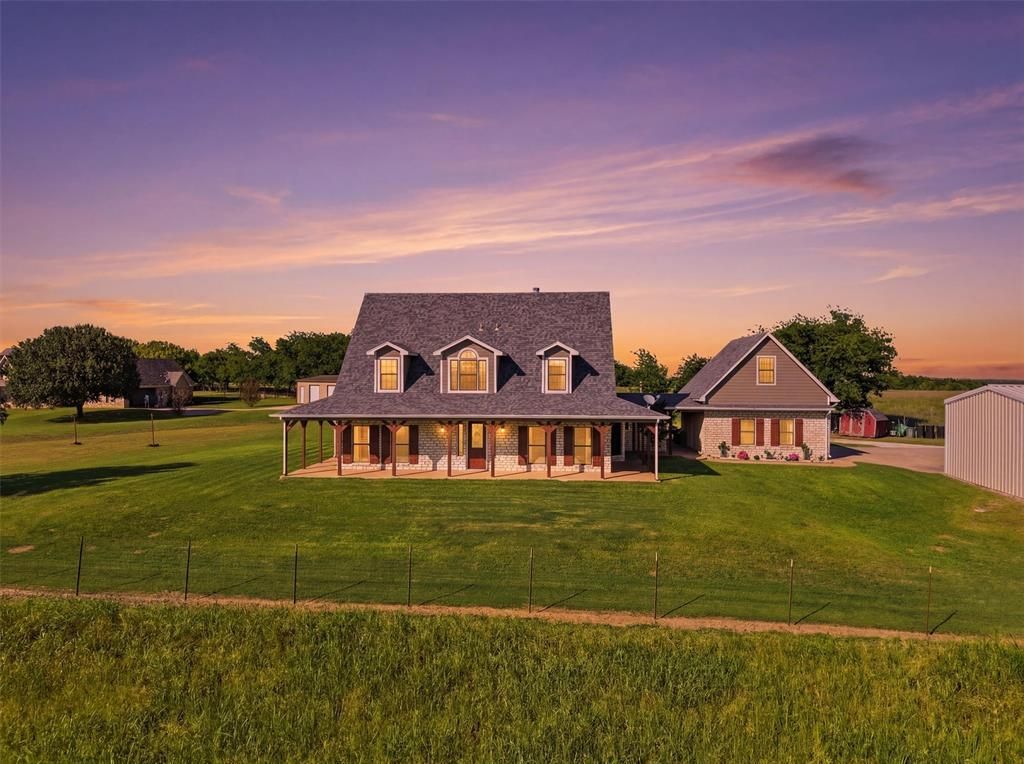 8649 River Hills Road, Godley