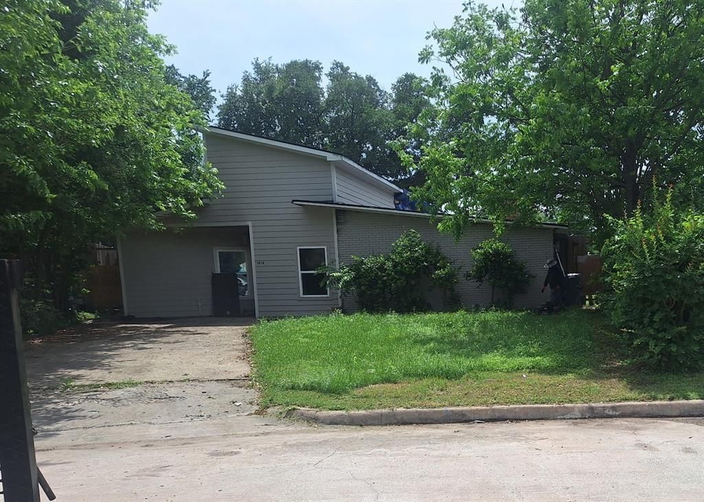 3618 Marsh Lane Place, Dallas