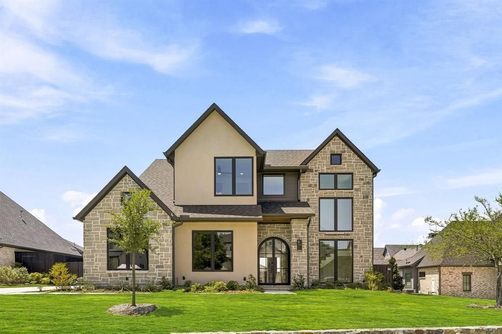 1217 Whisper Rock Drive, Rockwall
