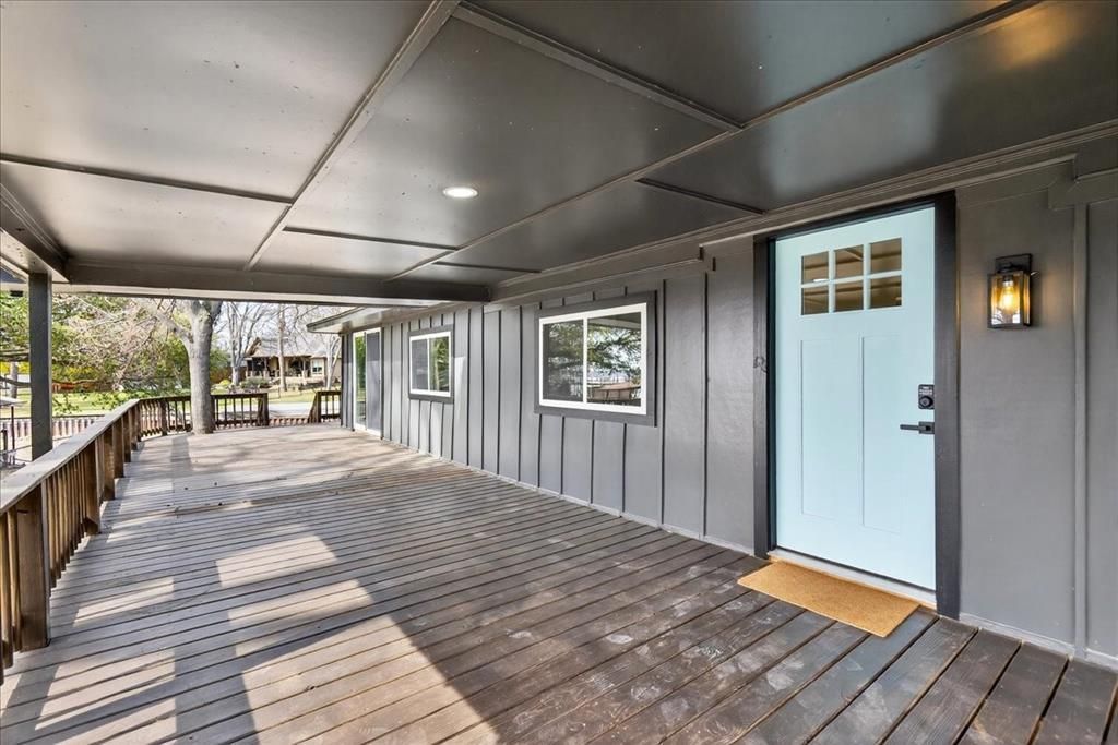 107 Lakewood Drive, Mabank
