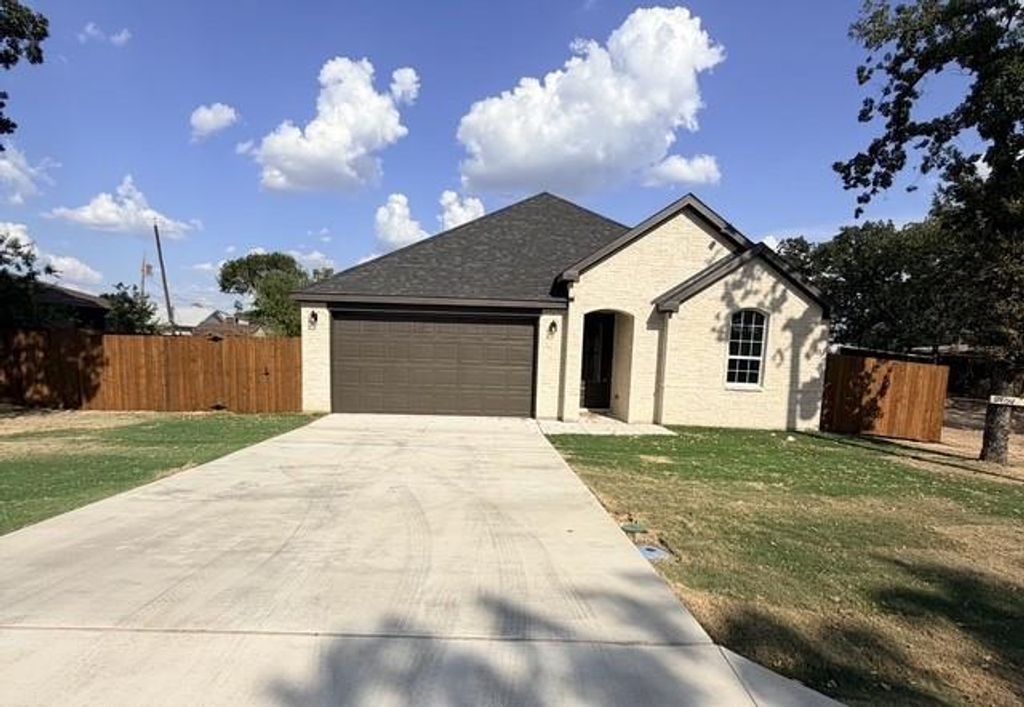 2904 Wilhoit Road, Balch Springs