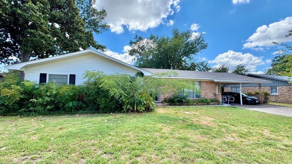 1723 Montrose Drive, Tyler