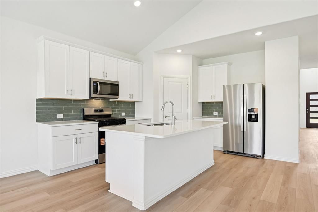 2106 Longchamp Lane, Seagoville
