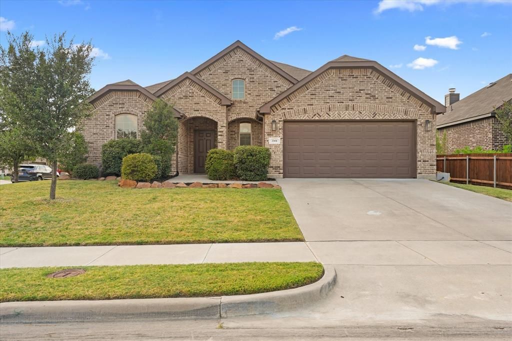 3501 Meadowtrail Lane, Denton