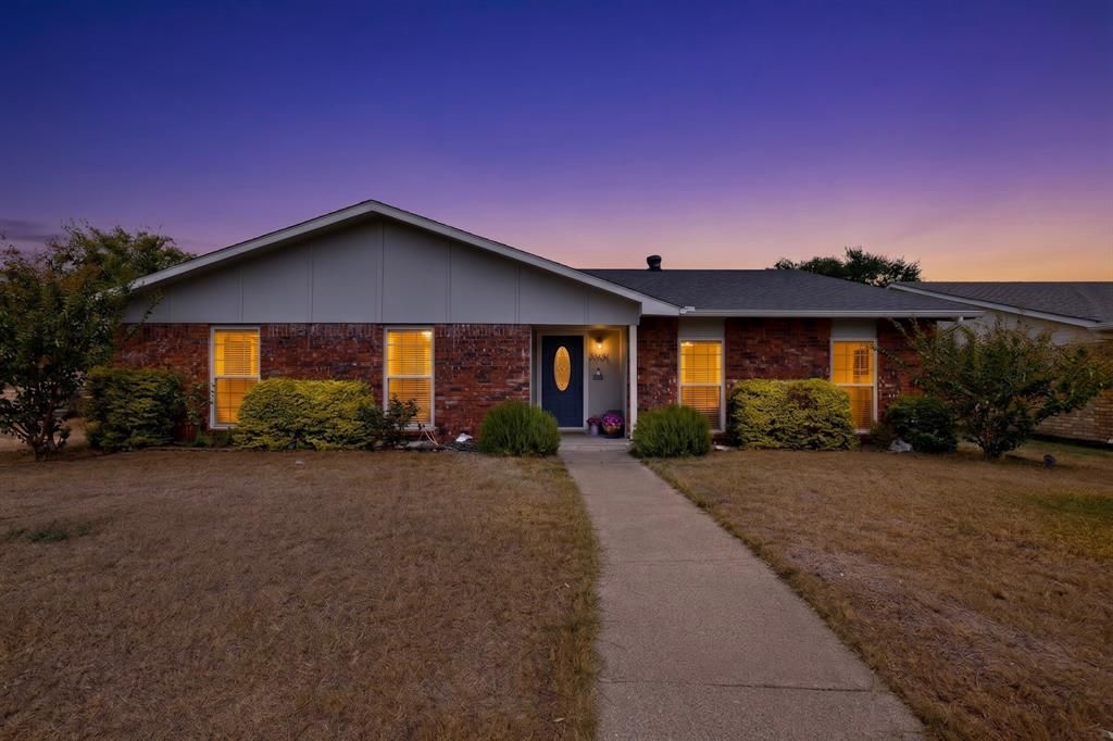 2809 Silverdale Lane, Garland