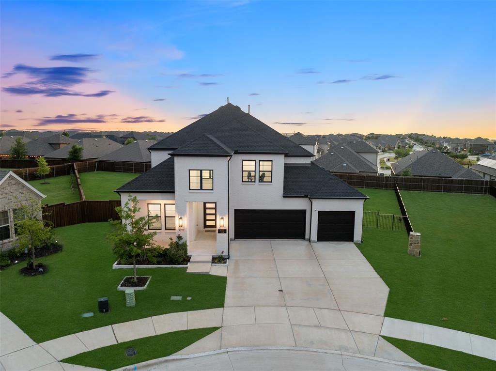 2711 Woodside Road, Celina