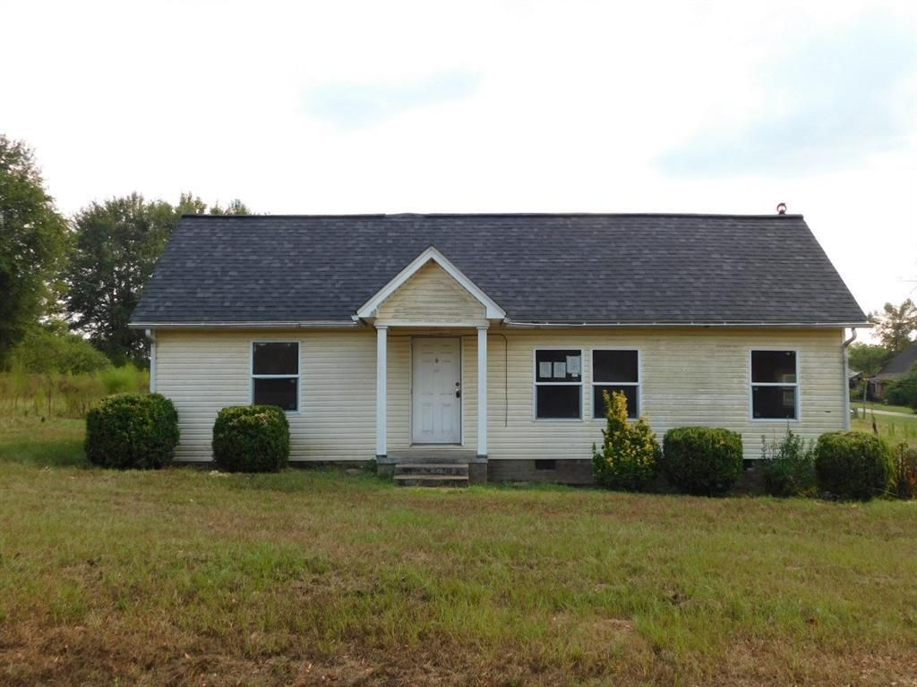 745 E Highway 355 Highway, Midway