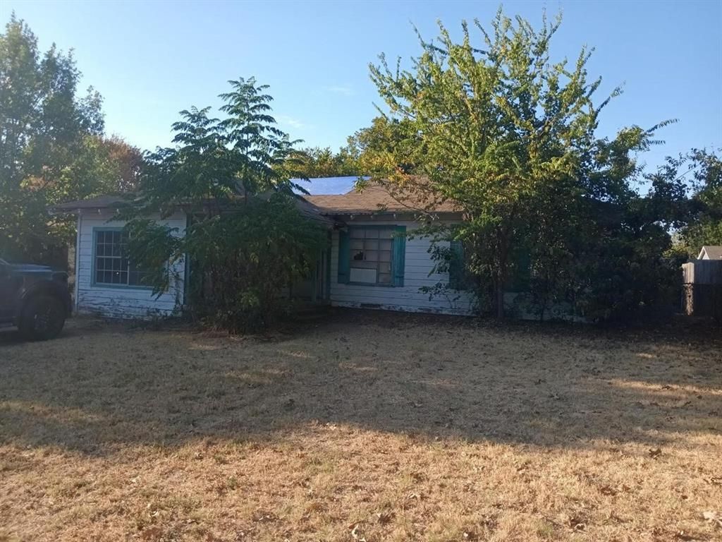 7931 Wes Hodges Road, Dallas