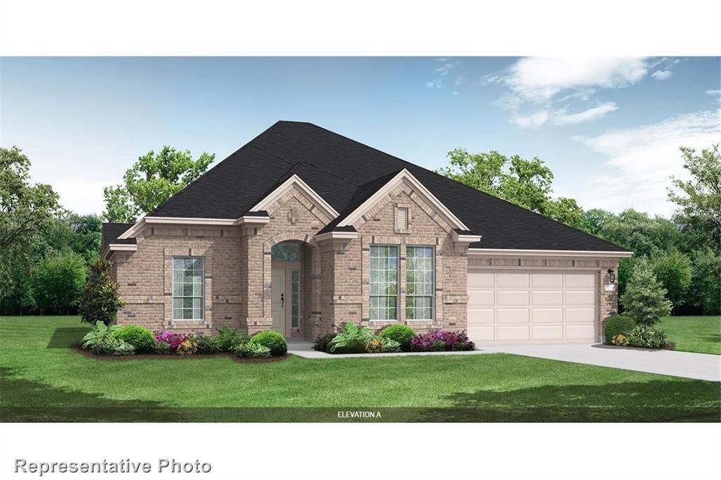 236 Pine Leaf Trail, Waxahachie
