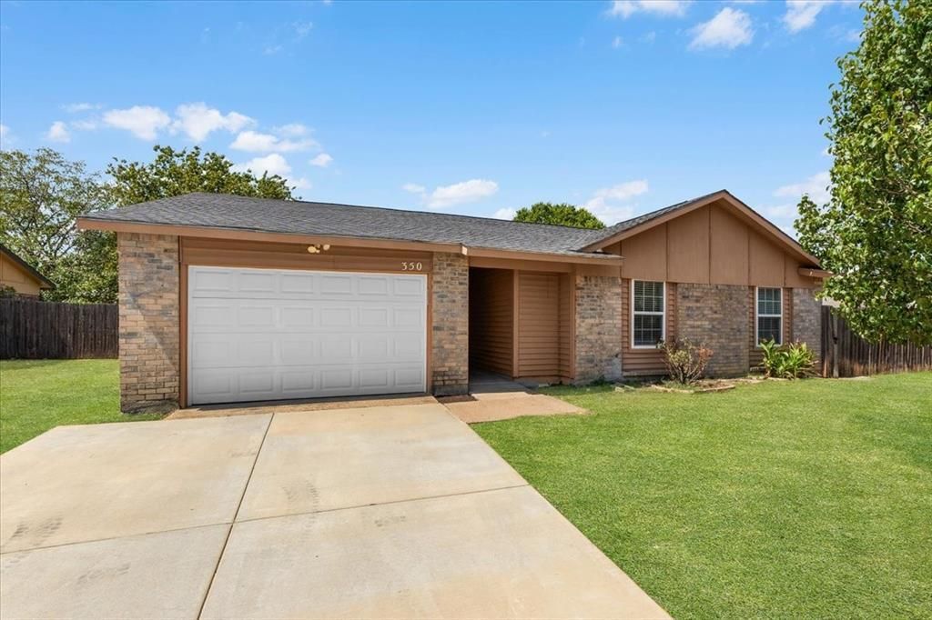 350 Ridgecrest, Saginaw