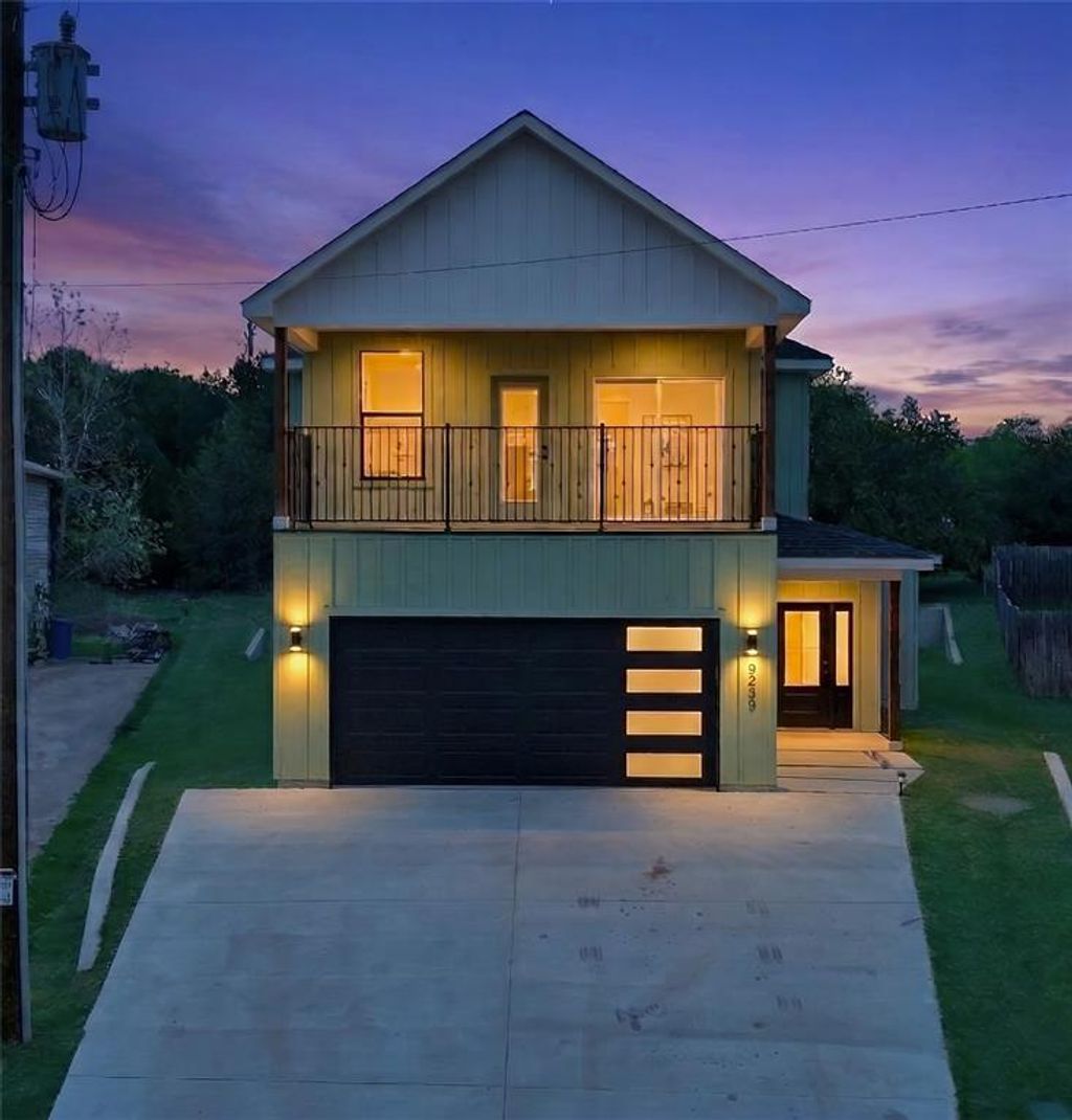 2925 River Ridge Court, Granbury