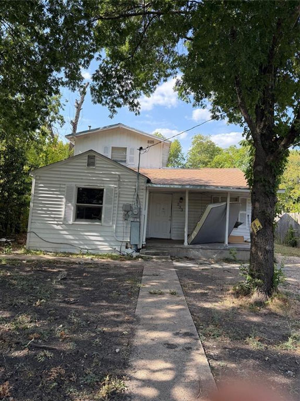 233 W Hammond Street, Lancaster