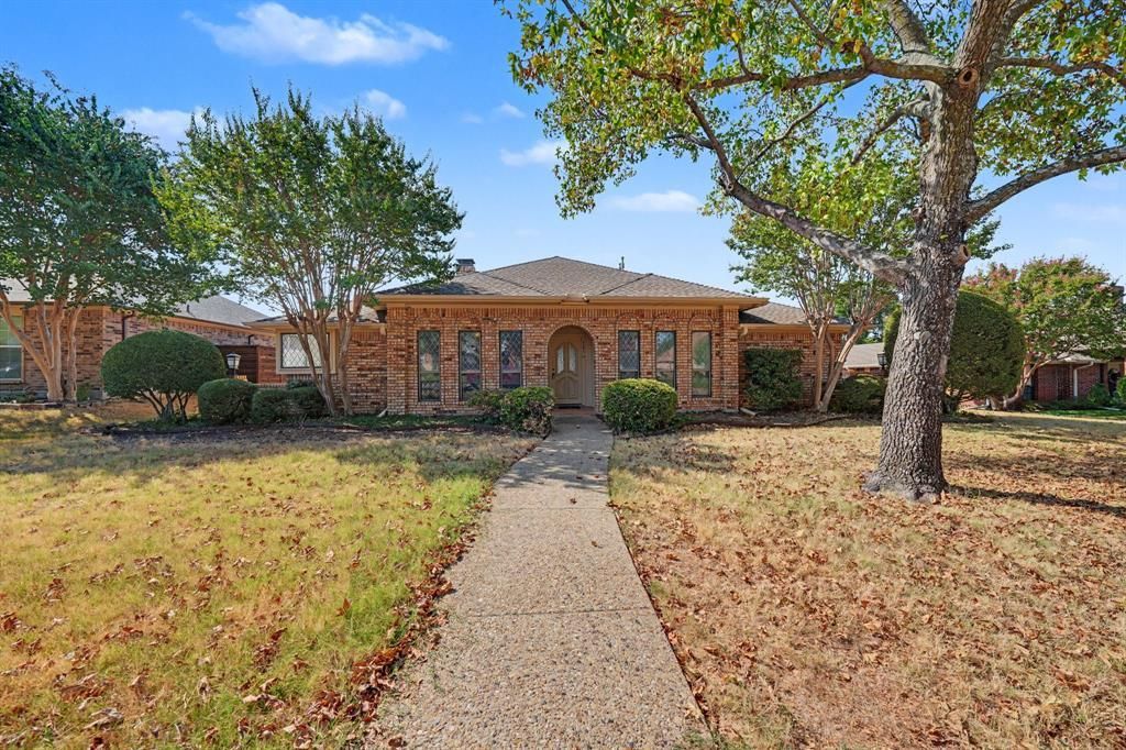 1230 Lochness Lane, Garland