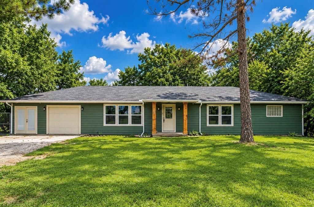 1603 Texas Highway 154, Cooper