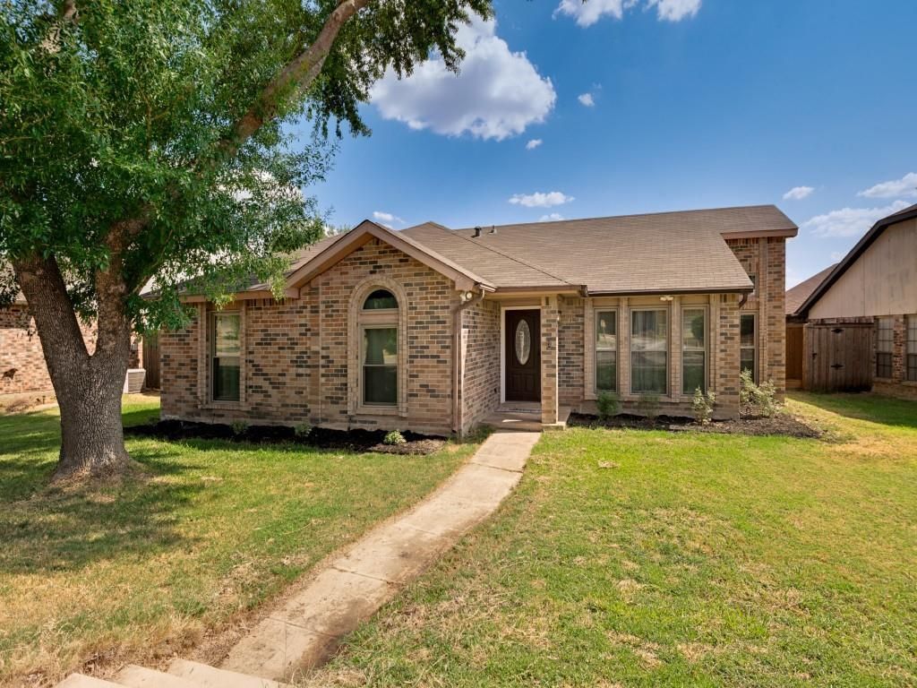 4505 Queen Circle, The Colony