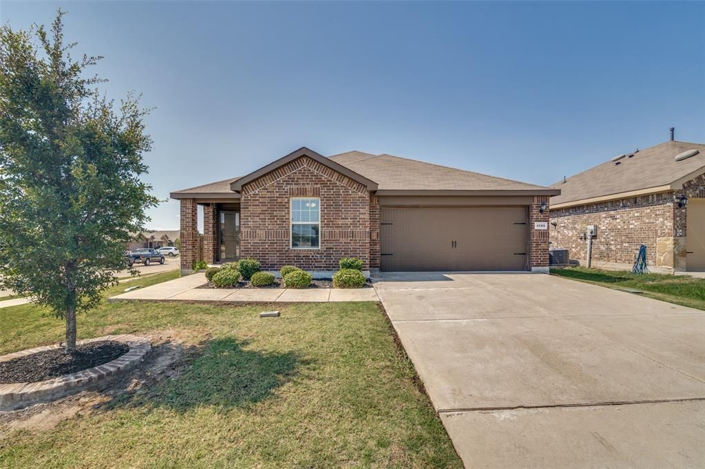 4725 Salers Way, Forney