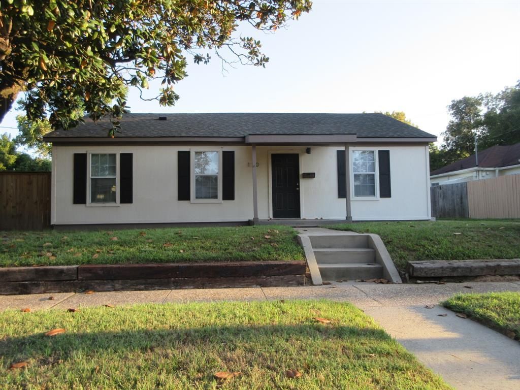110 E Elmwood Street, Shreveport