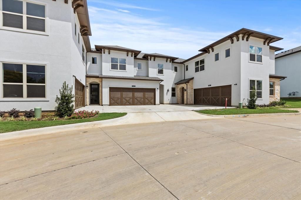 436 Waterscape Drive 1442, Hickory Creek