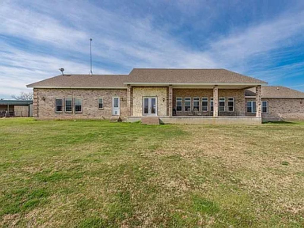 231 Sanchez Creek Drive, Weatherford
