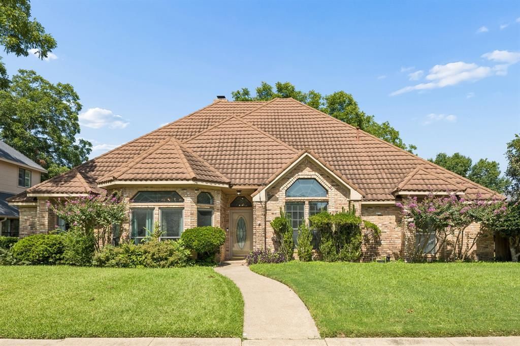 1913 Pecan Ridge Drive, Rowlett