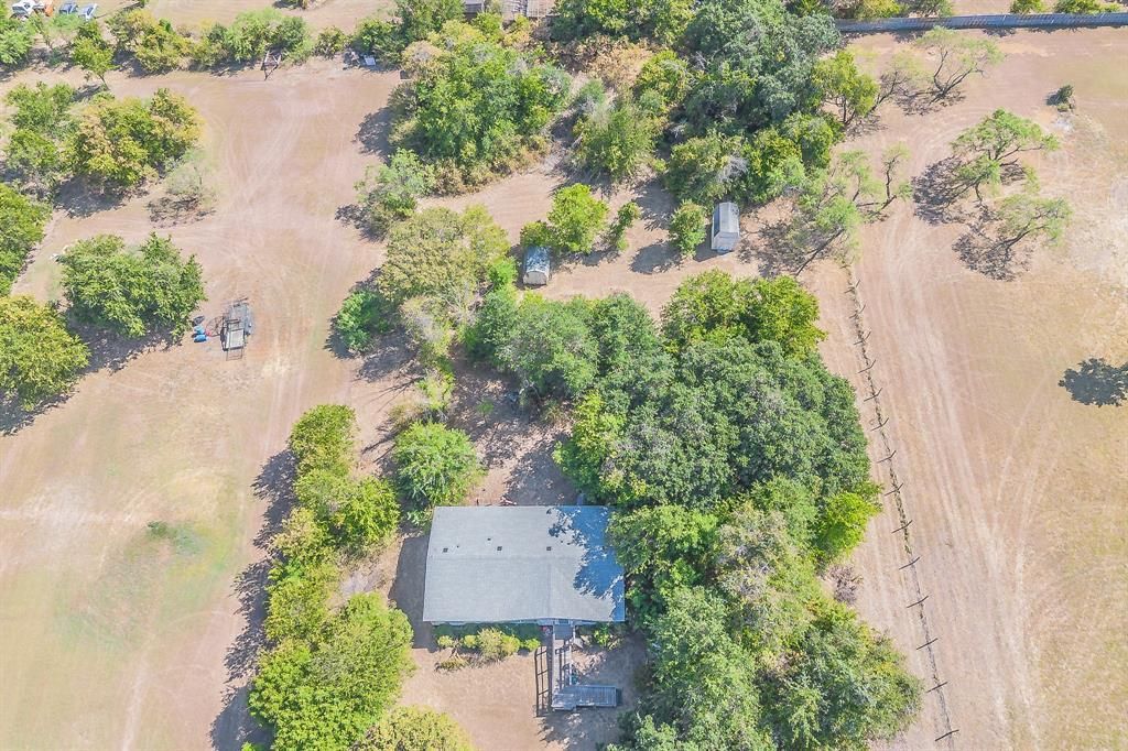 822 Quail Run, Cleburne
