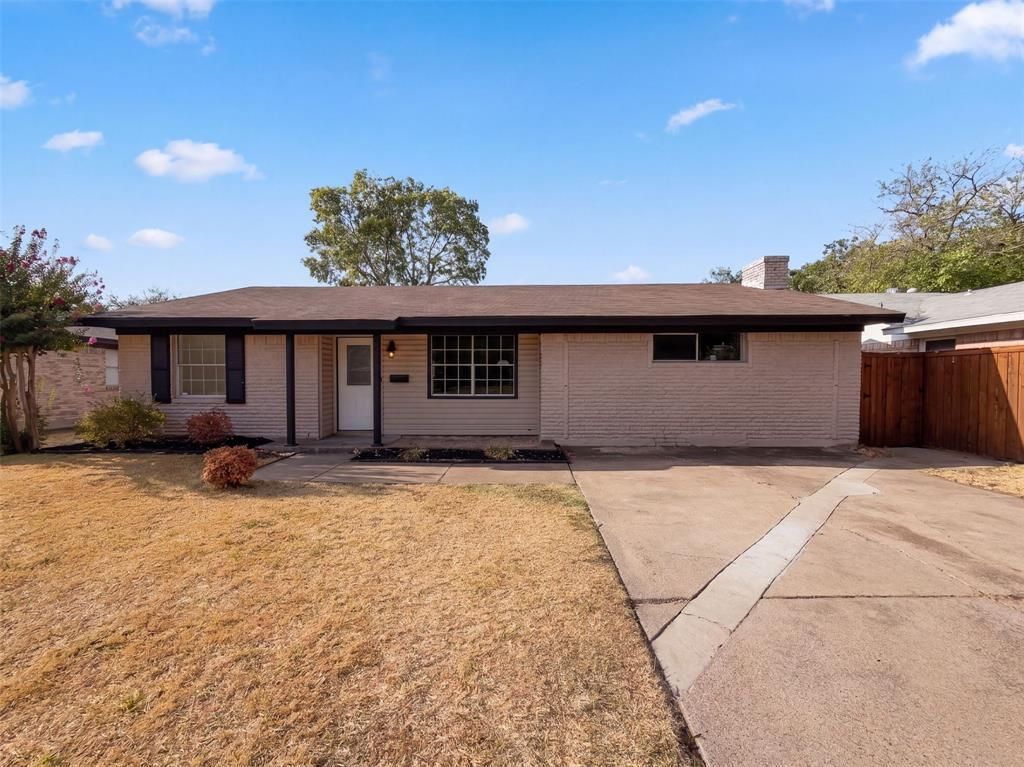 8540 Foxwood Lane, Dallas