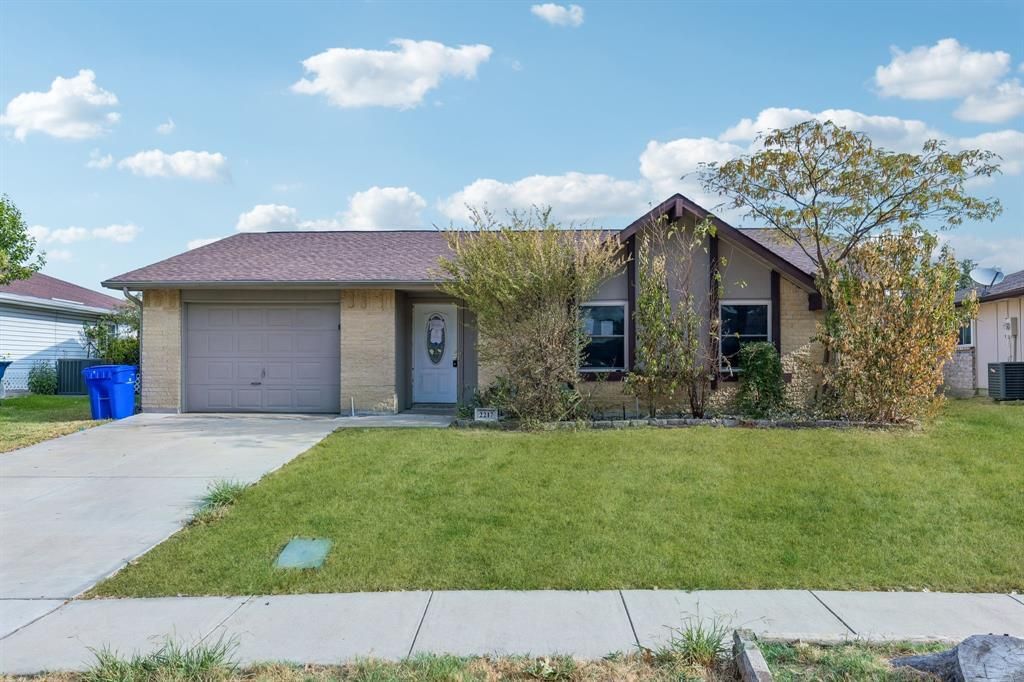 2217 Lockwood Drive, Carrollton