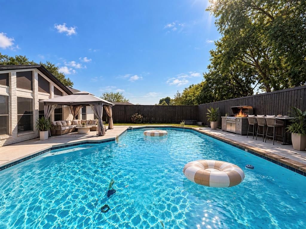 922 Thoreau Lane, Allen
