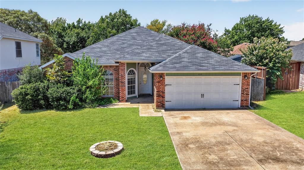 4309 Grason Drive, Grand Prairie