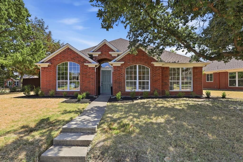 1269 Winston Drive, Lewisville