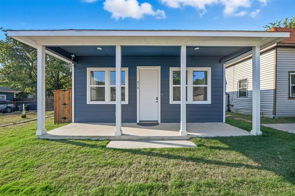 914 E Tucker Street, Fort Worth