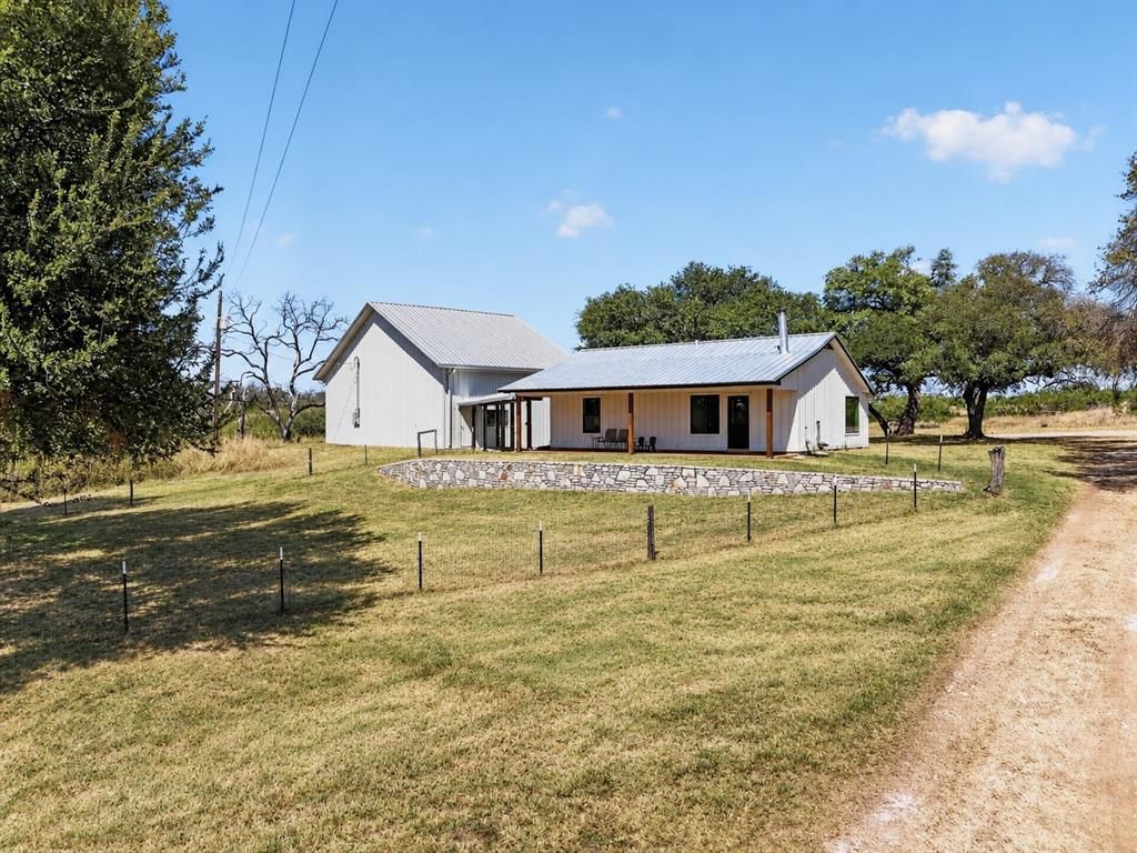 7328 Fm 205, Bluff Dale
