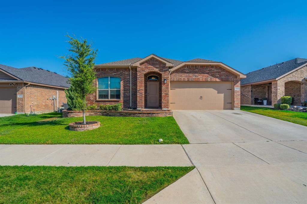 412 Foxhunter Street, Fort Worth