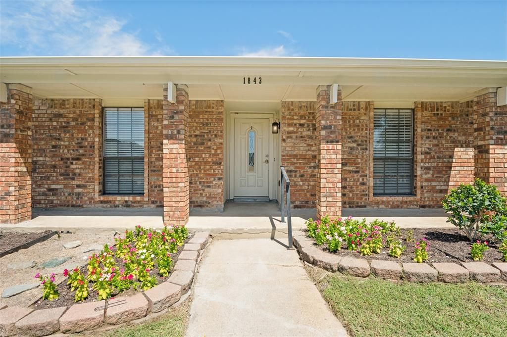1843 Tree Line Drive, Carrollton