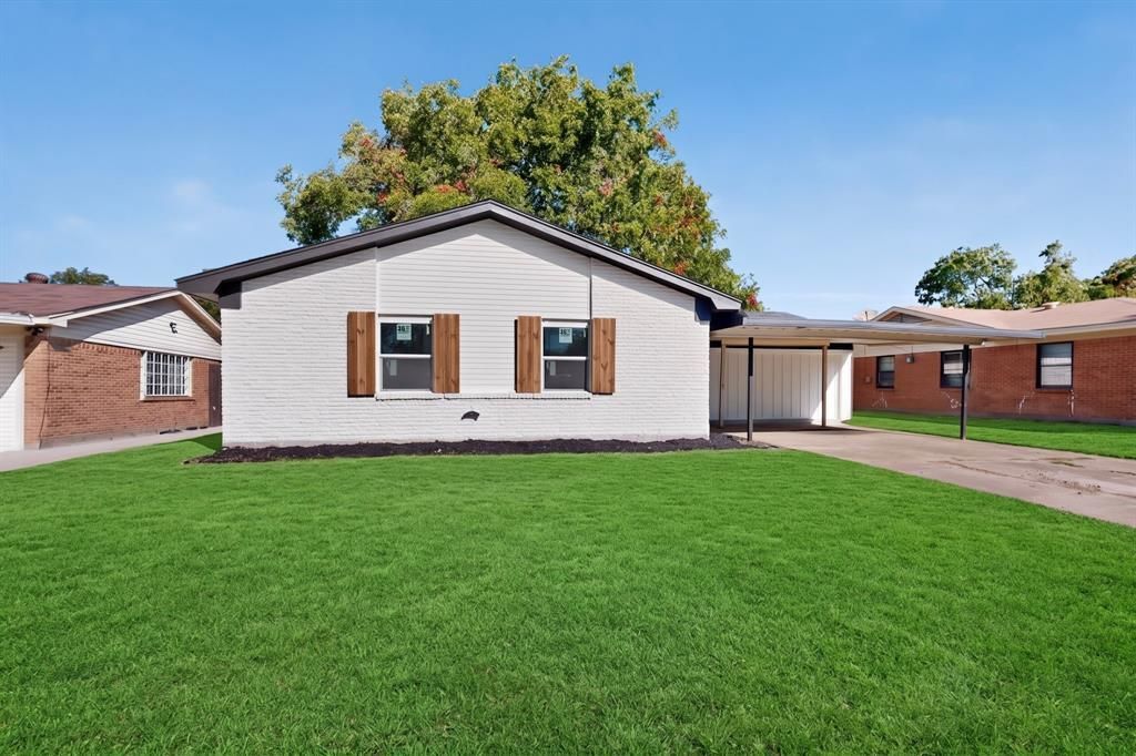 3241 Santiago Drive, Mesquite