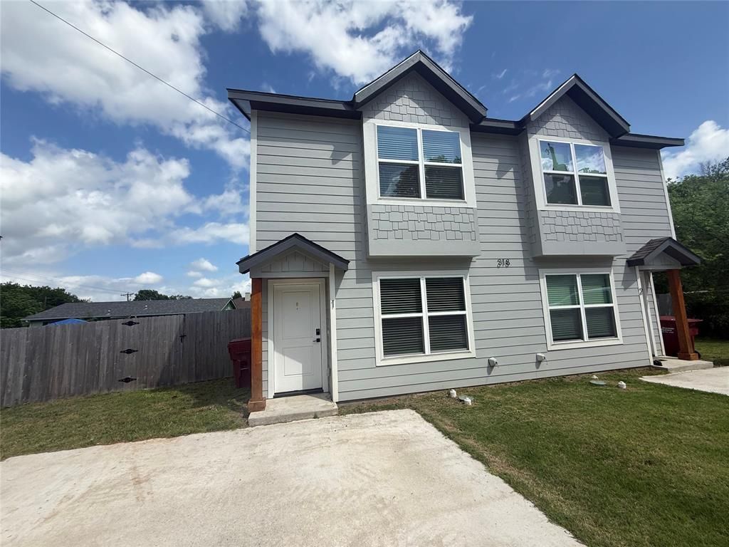 318 Henderson Street, Bonham