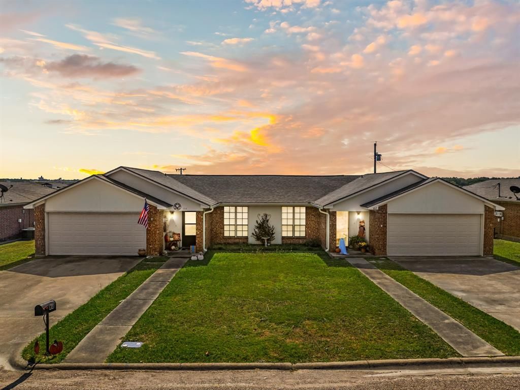 412 / 414 Bond Street, Hillsboro