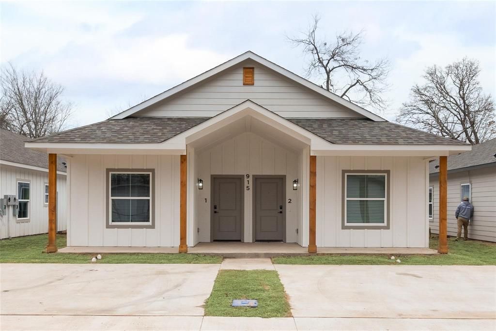 1807 Franklin Avenue, Bonham